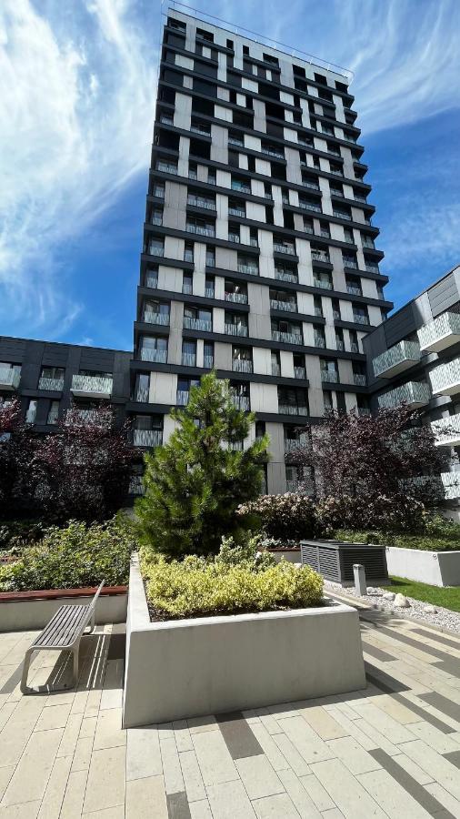 Residence Garden Tower - 8 Min Do Centra, Garaz Prag Exteriör bild